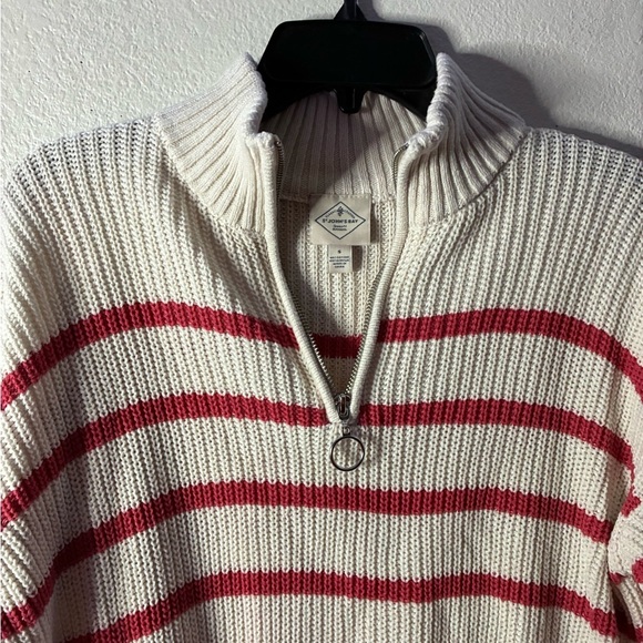 St. John's Bay Ivory and Red Stripes Crew Neck Long Sleeve Sweater S - Picture 5 of 10